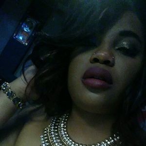 Meet your Posher, Akira